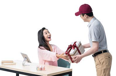 漫改游戏《夏日重现》官网上线 游戏将由MAGES.制作